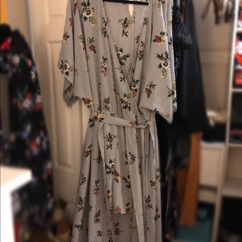 Flour with strips Long romper with shorts